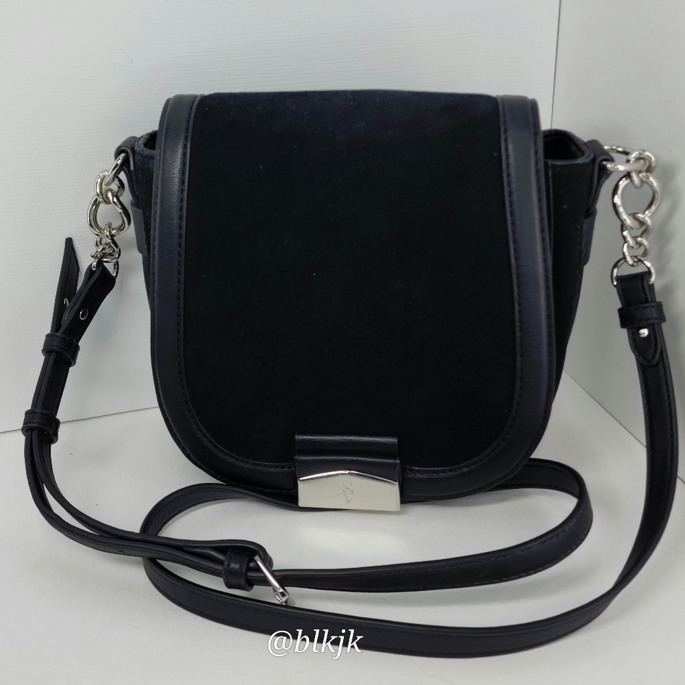 Simply Vera Vera Wang Leather Saddle Bag *Black* EUC